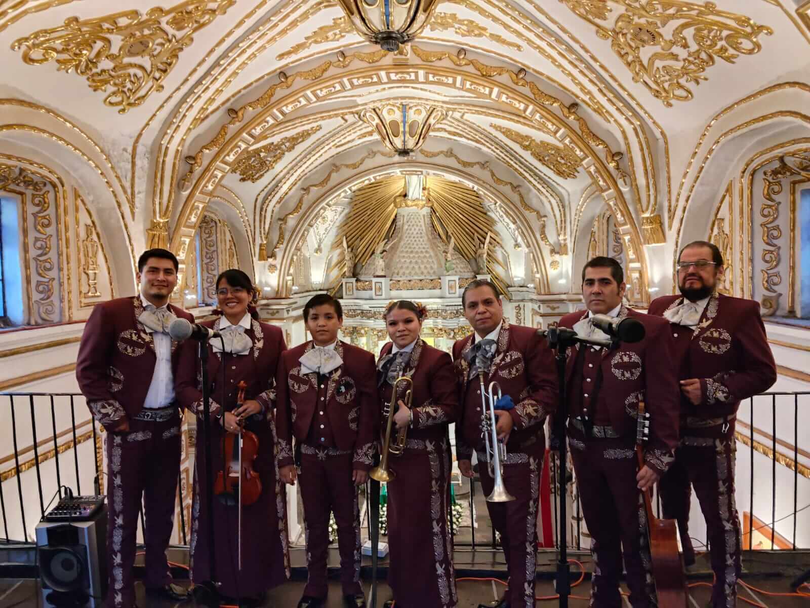 Mariachi Estrella Imperial en evento